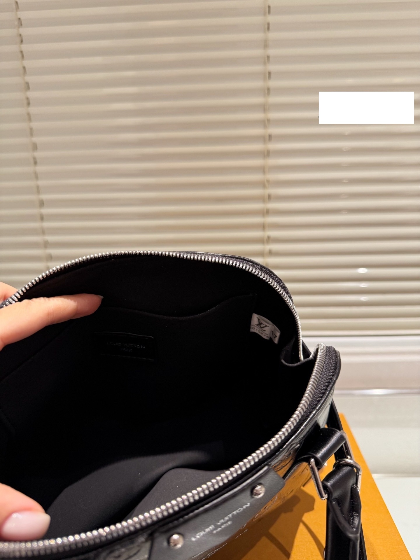 New Fashion LV Handbag LV2511195 New Fashion LV Handbag LV2511195