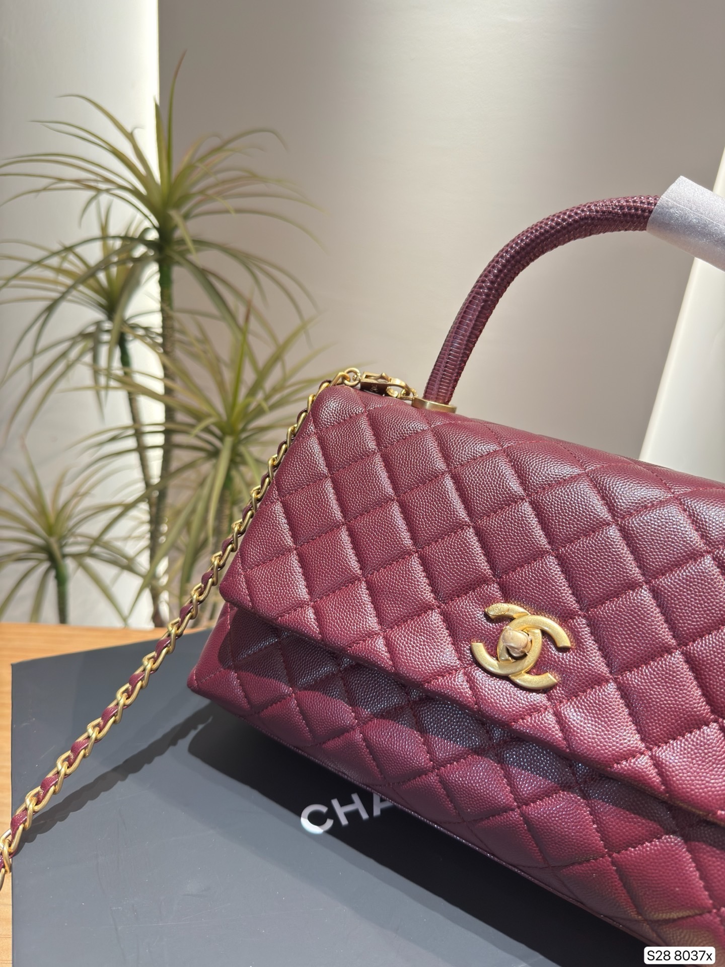 New Fashion CN Handbag 8037 New Fashion CN Handbag 8037