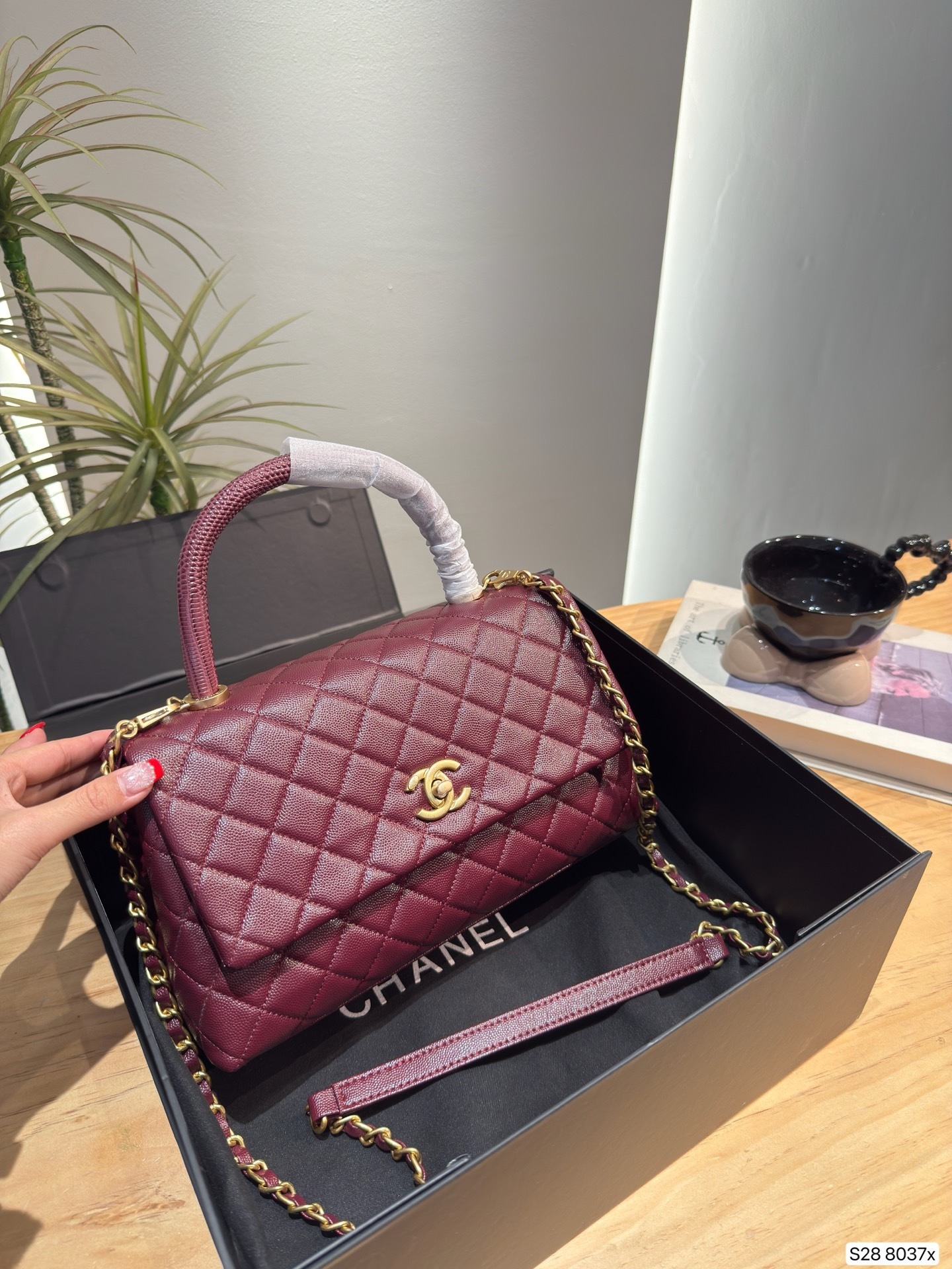 New Fashion CN Handbag 8037 New Fashion CN Handbag 8037