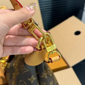 New Fashion LV Handbag 26191 3 dfd6a5e8