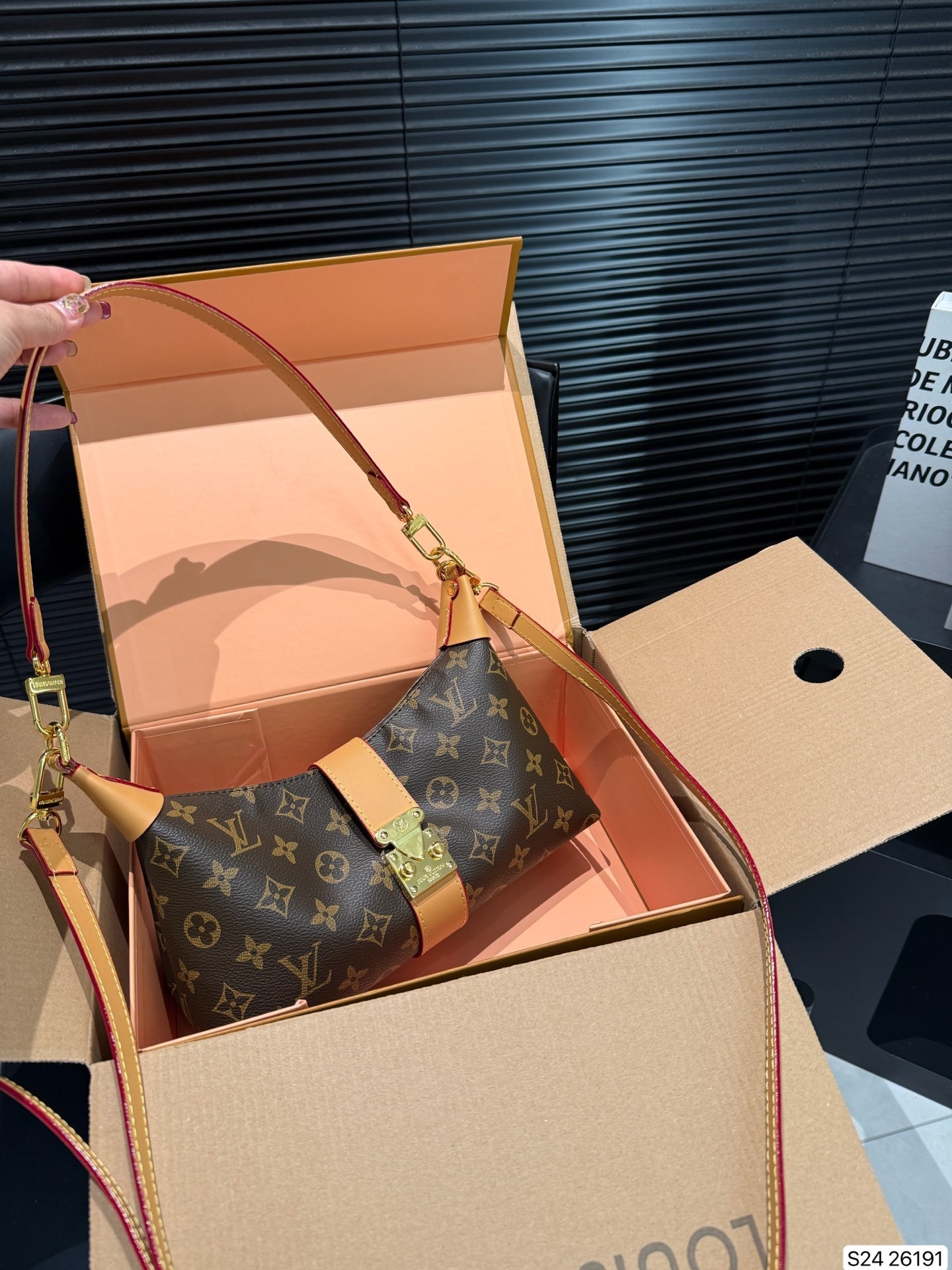 New Fashion LV Handbag 26191 New Fashion LV Handbag 26191