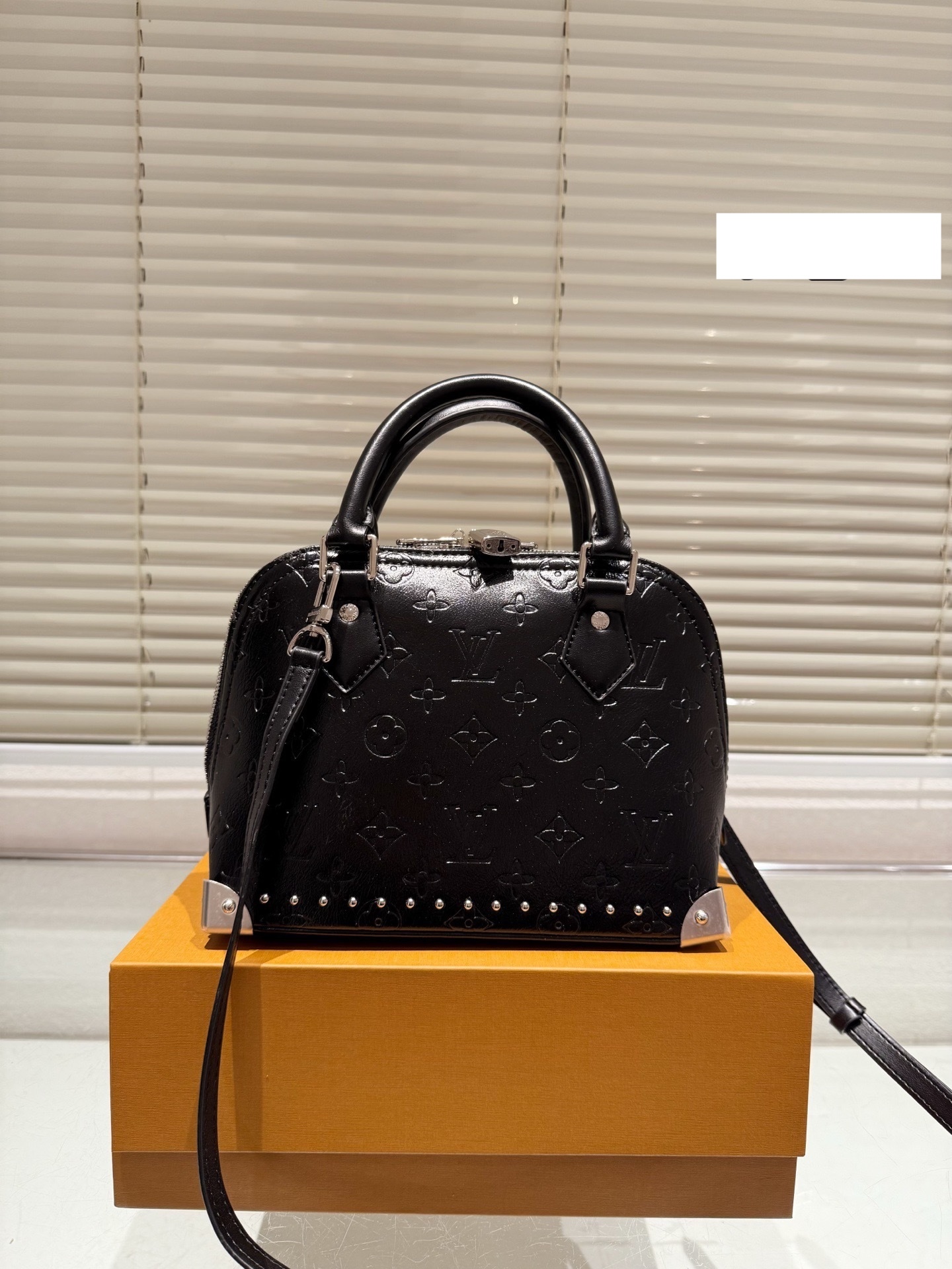 New Fashion LV Handbag LV2511195 New Fashion LV Handbag LV2511195