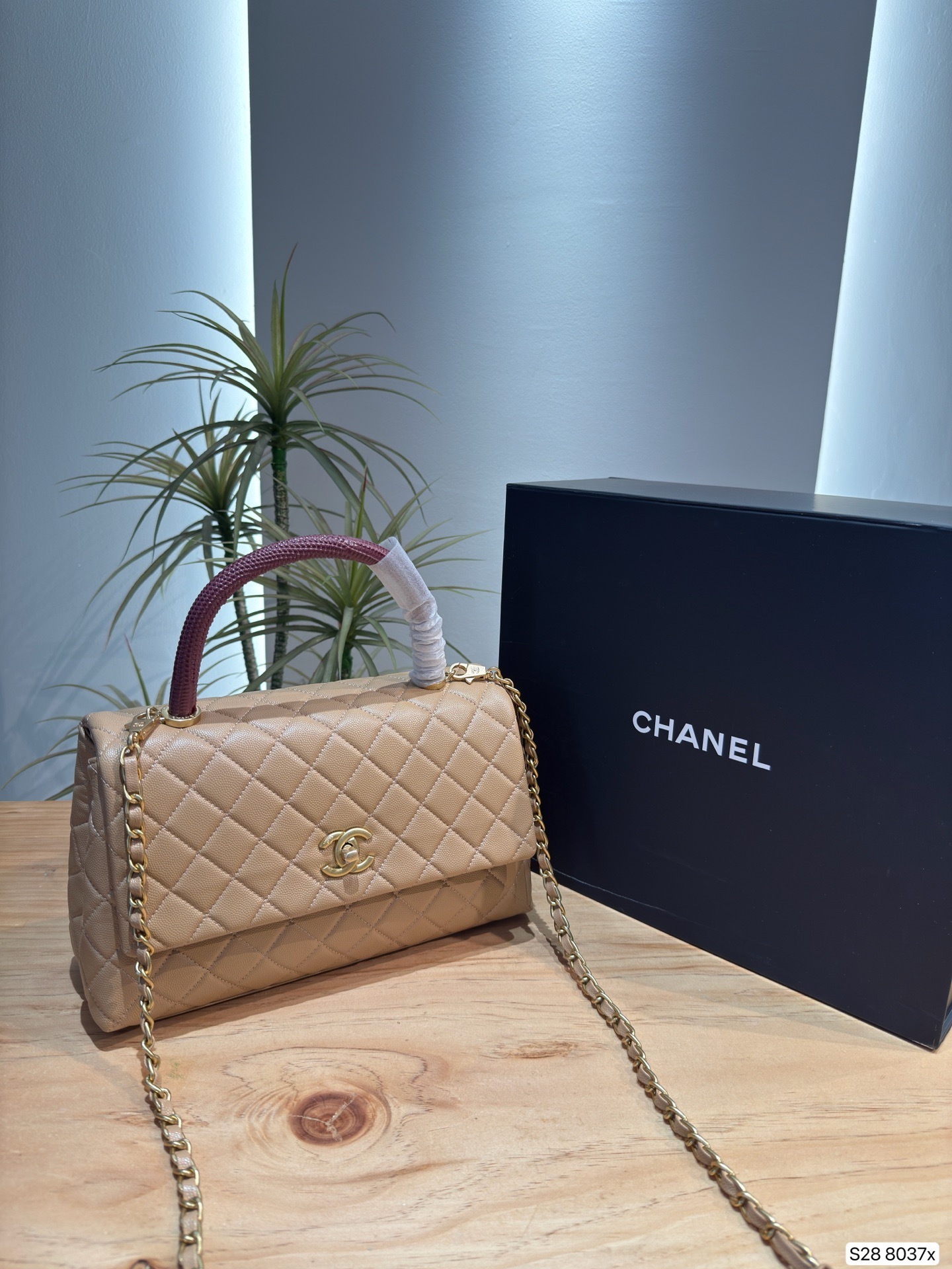 New Fashion CN Handbag 8037 New Fashion CN Handbag 8037