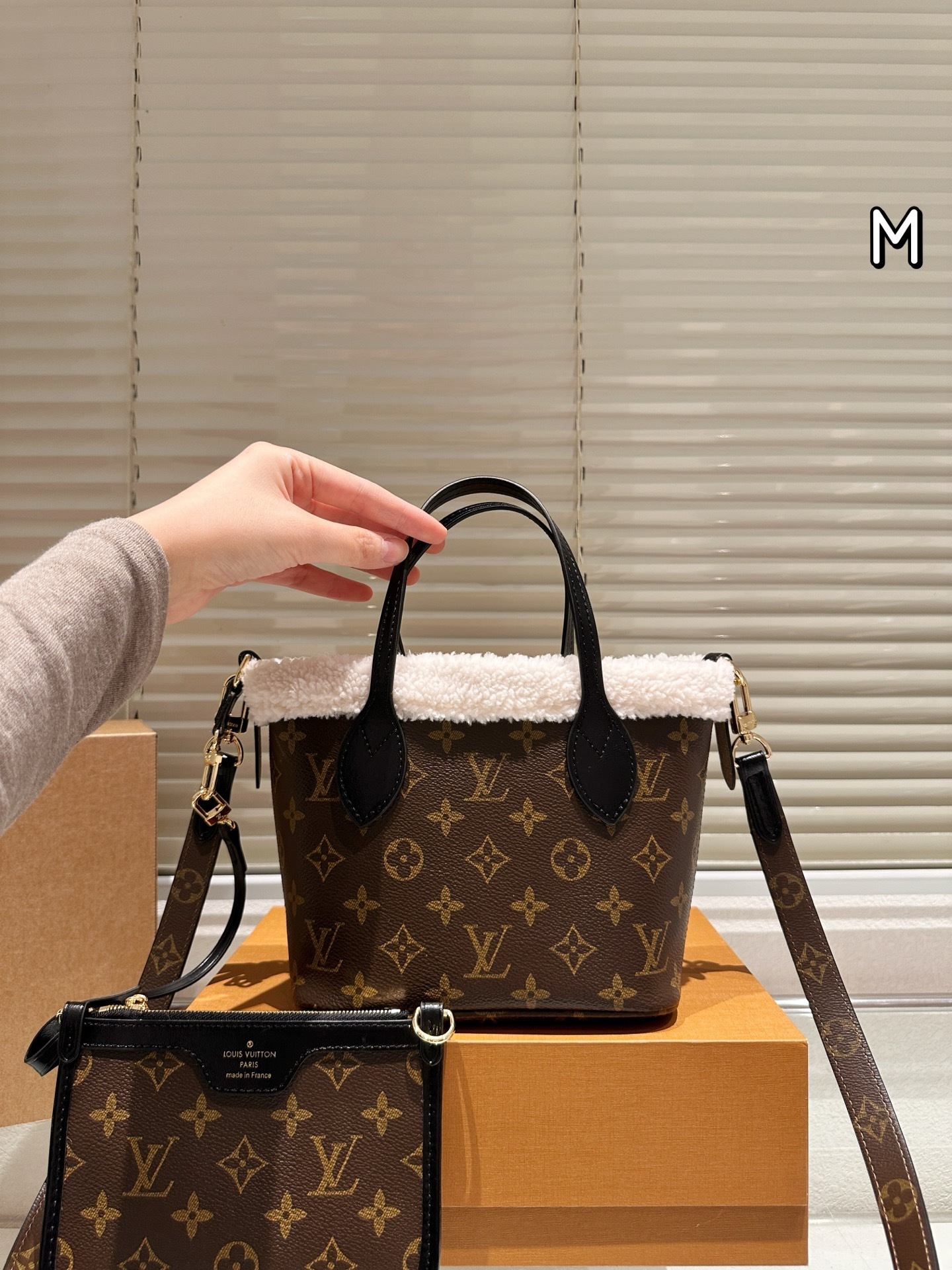 New Fashion LV Handbag LV2511196 New Fashion LV Handbag LV2511196