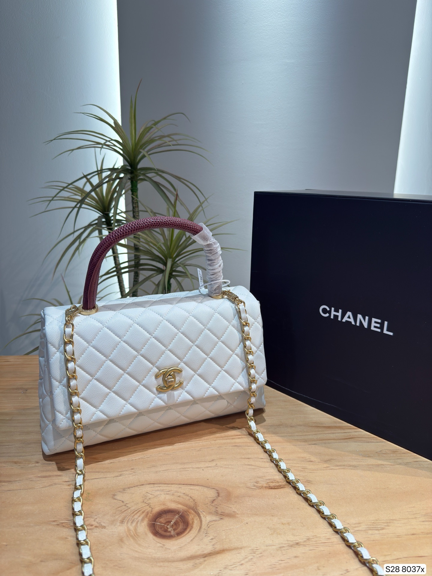 New Fashion CN Handbag 8037 New Fashion CN Handbag 8037