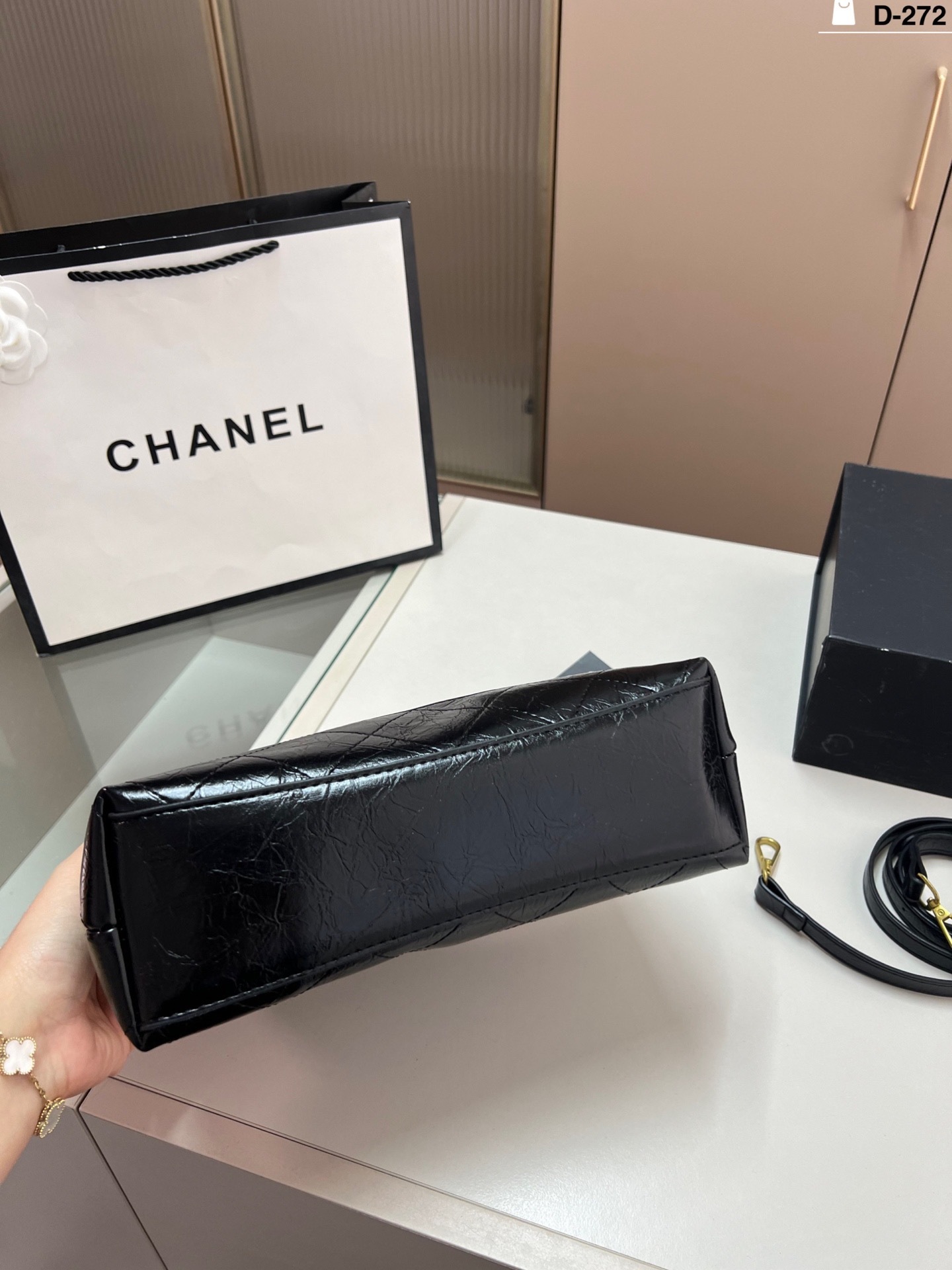 New Fashion CN Handbag 272 New Fashion CN Handbag 272