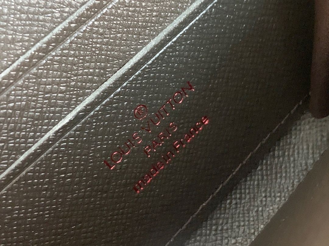 New Fashion Wallet 303 New Fashion Wallet 303