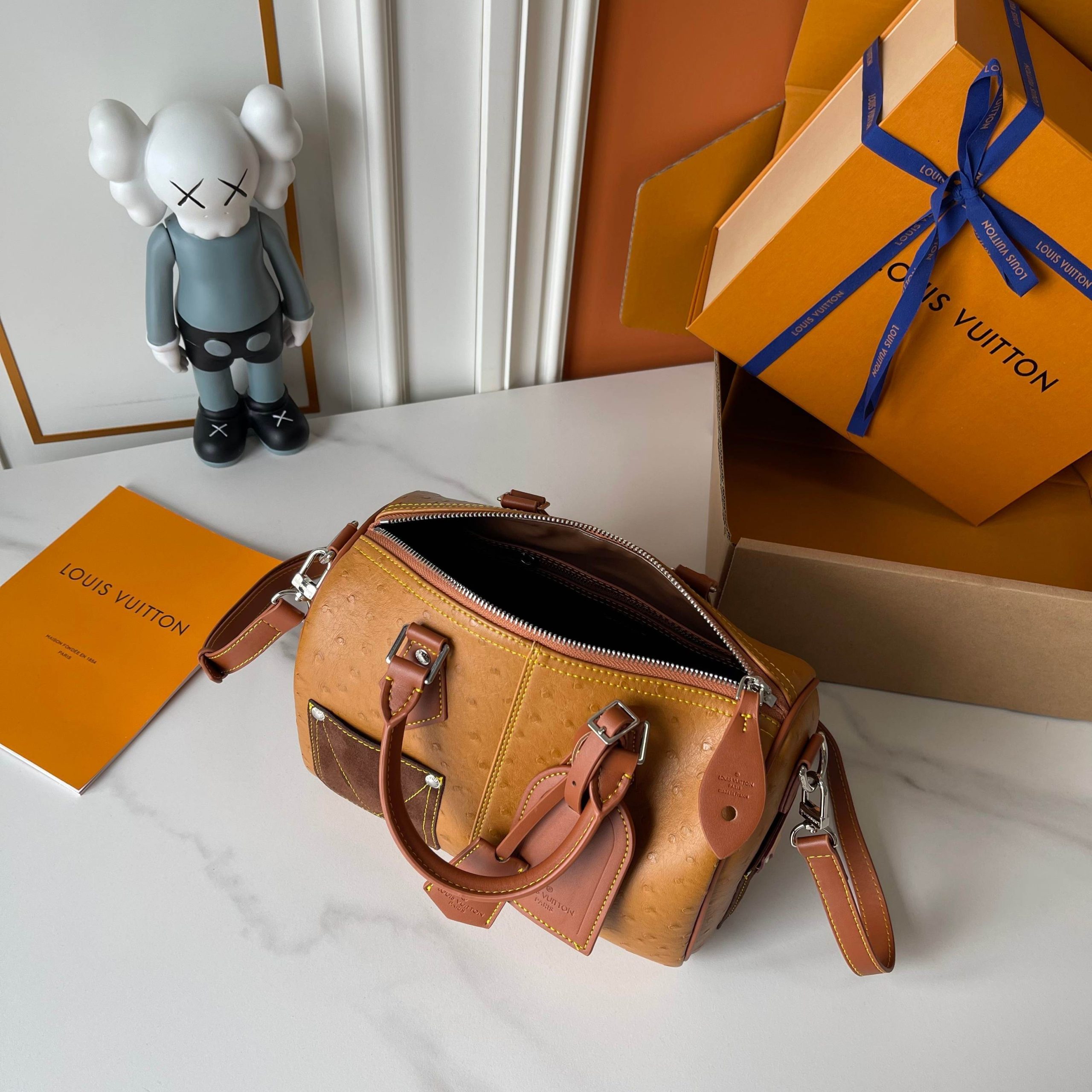 Luxury LV Handbag M89119-M17281 Luxury LV Handbag M89119-M17281