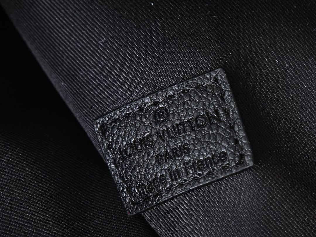 Luxury LV Handbag M26730 Luxury LV Handbag M26730