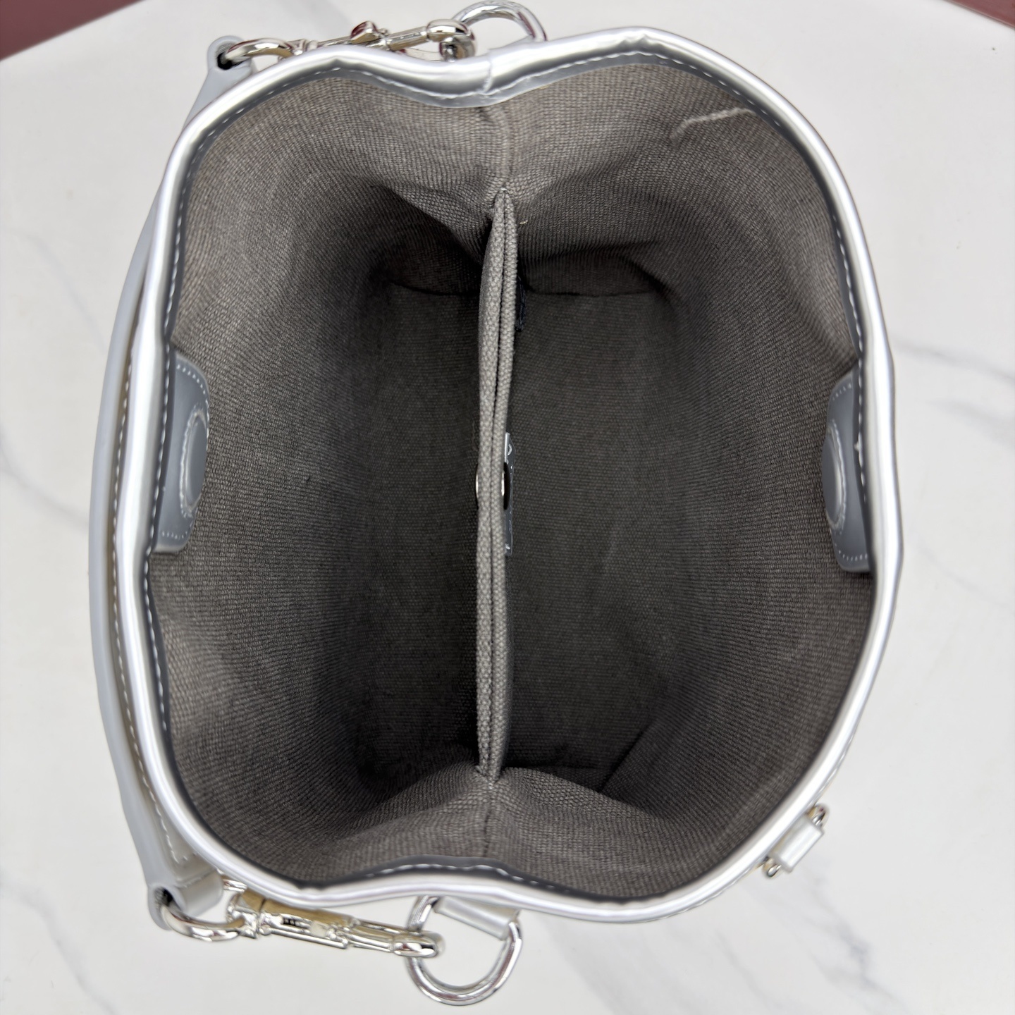 Luxury Gucci Handbag 815118 Luxury Gucci Handbag 815118