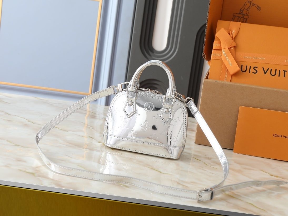 Luxury LV Handbag M26335-M82717 Luxury LV Handbag M26335-M82717