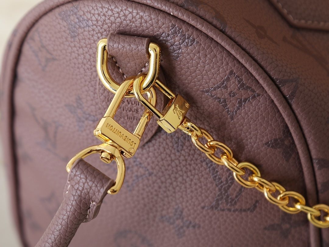 Luxury LV Handbag M47186-M11323-M40390 Luxury LV Handbag M47186-M11323-M40390