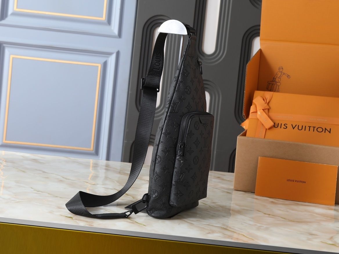 Luxury LV Handbag M26730 Luxury LV Handbag M26730