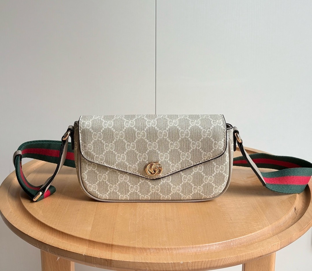 Luxury Gucci Handbag 764961 Luxury Gucci Handbag 764961