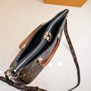 Luxury LV Handbag M40906 31 478b6bb1 result