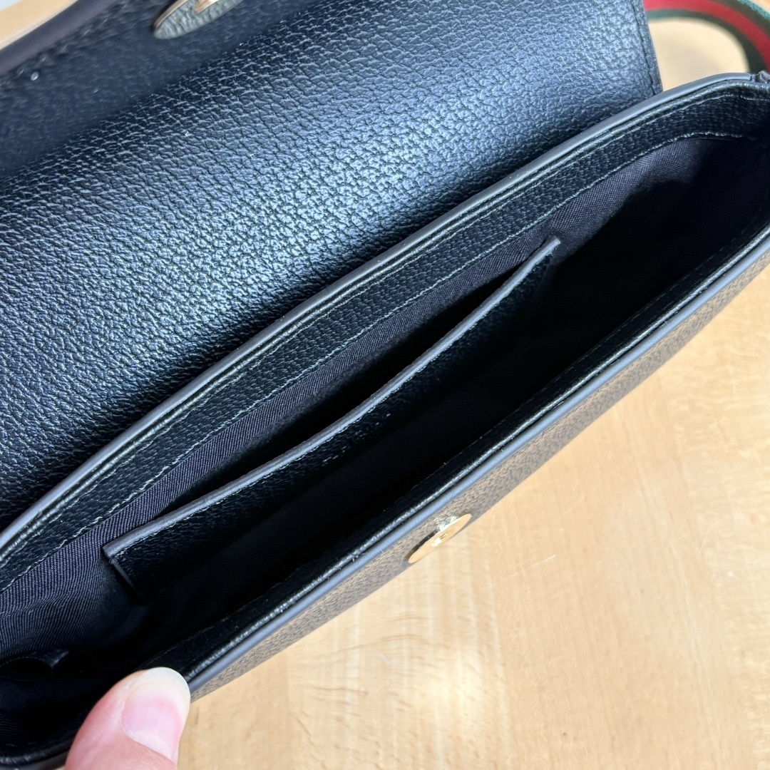 Luxury Gucci Handbag 764961 Luxury Gucci Handbag 764961