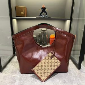 Luxury Gucci Handbag 853971.1