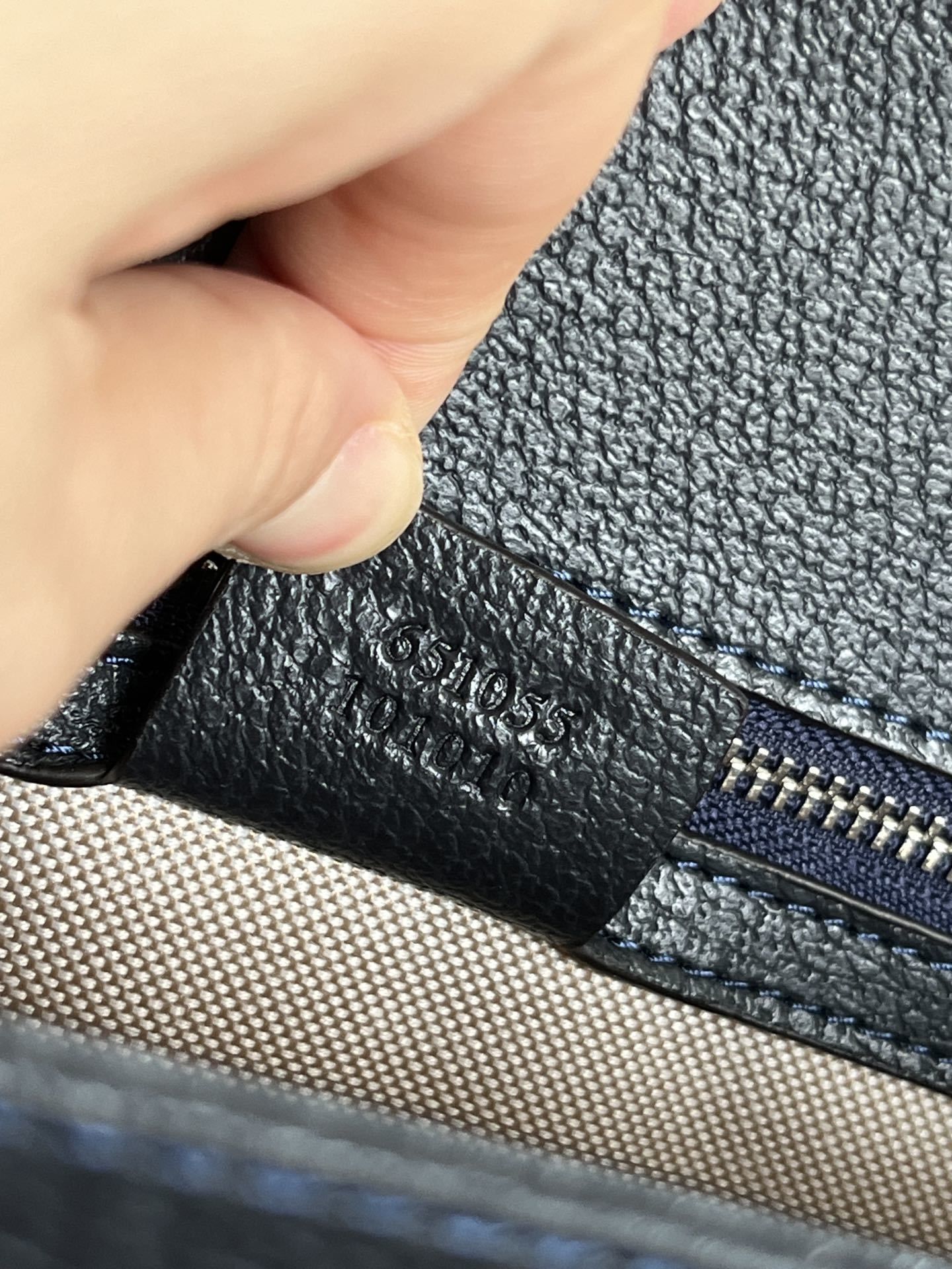 Luxury Gucci Handbag 651055.1 Luxury Gucci Handbag 651055.1