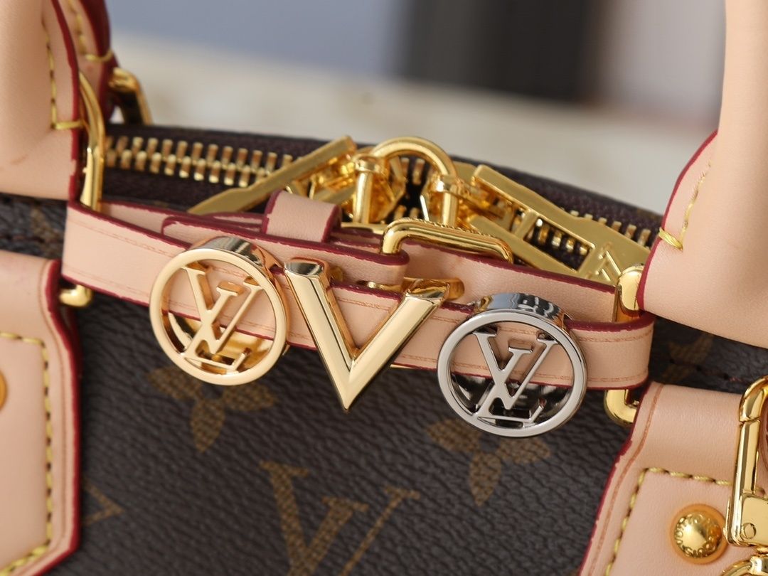 Luxury LV Handbag M53152-K00015 Luxury LV Handbag M53152-K00015