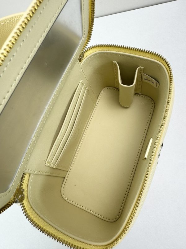 Luxury CN Handbag 120 BC