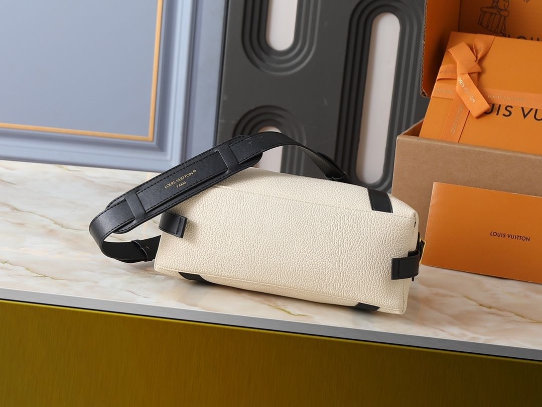 Luxury LV Handbag M14700-M26563-M14702.1 Luxury LV Handbag M14700-M26563-M14702.1