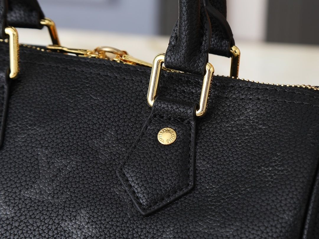 Luxury LV Handbag M47186-M11323-M40390 Luxury LV Handbag M47186-M11323-M40390