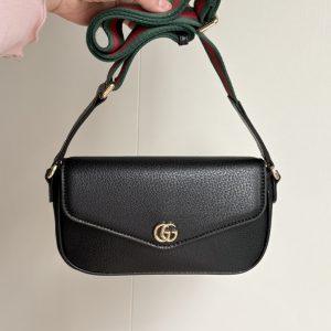 Luxury Gucci Handbag 764961 7 90d09138