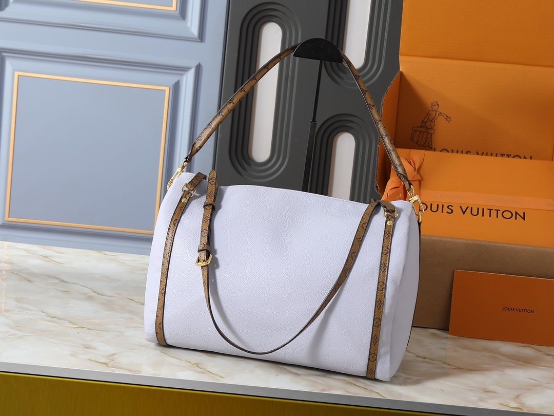 Luxury LV Handbag M26037-M26451 Luxury LV Handbag M26037-M26451