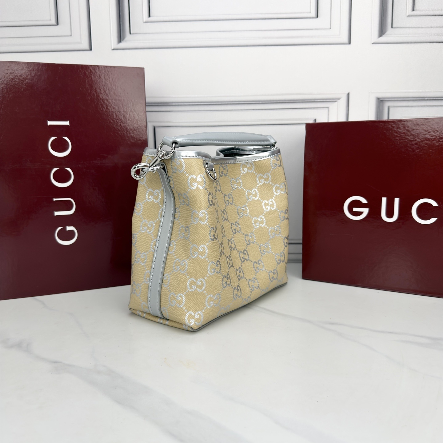 Luxury Gucci Handbag 815118 Luxury Gucci Handbag 815118