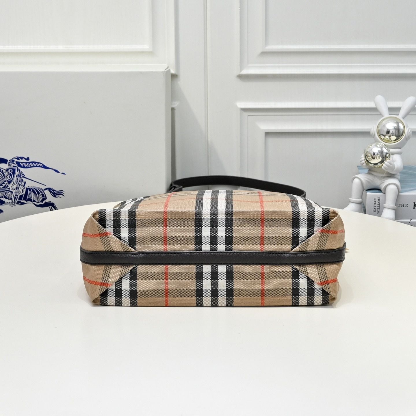 New Fashion Burberry Handbag 8397 New Fashion Burberry Handbag 8397