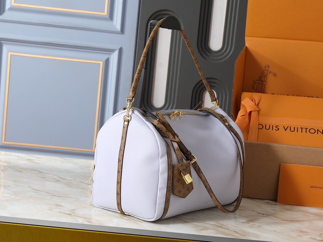 Luxury LV Handbag M26037-M26451 Luxury LV Handbag M26037-M26451