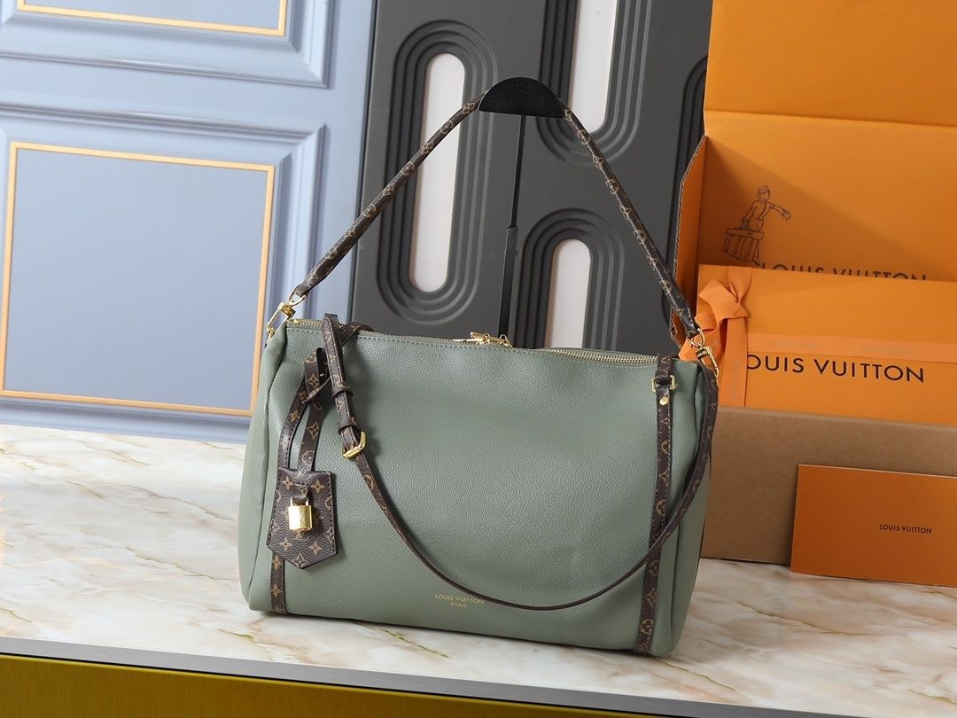 Luxury LV Handbag M26037-M26451 Luxury LV Handbag M26037-M26451