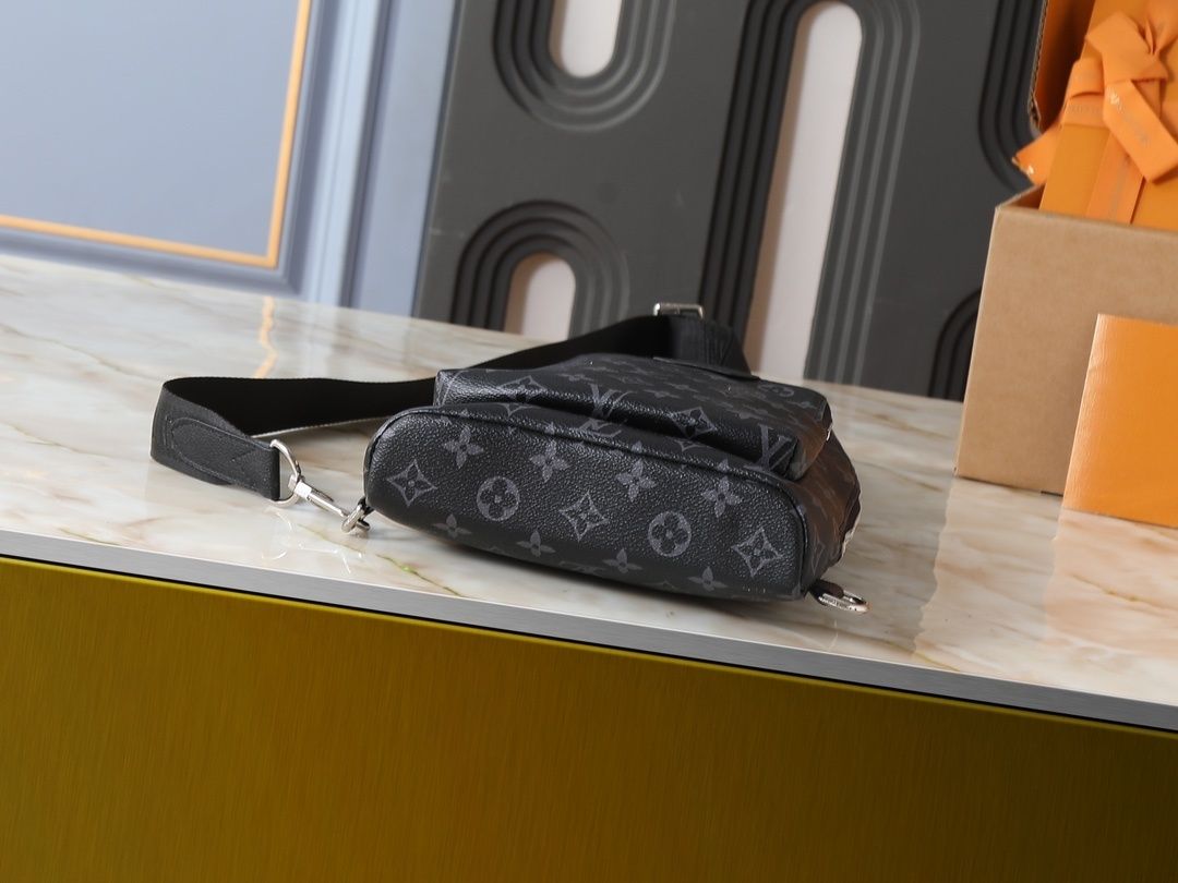 Luxury LV Handbag M26730 Luxury LV Handbag M26730