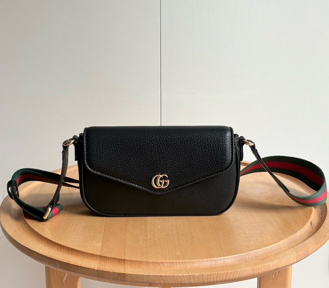 Luxury Gucci Handbag 764961 Luxury Gucci Handbag 764961