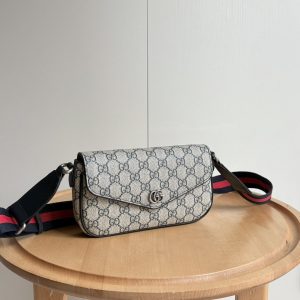 Luxury Gucci Handbag 764961 18 c06ad9c1