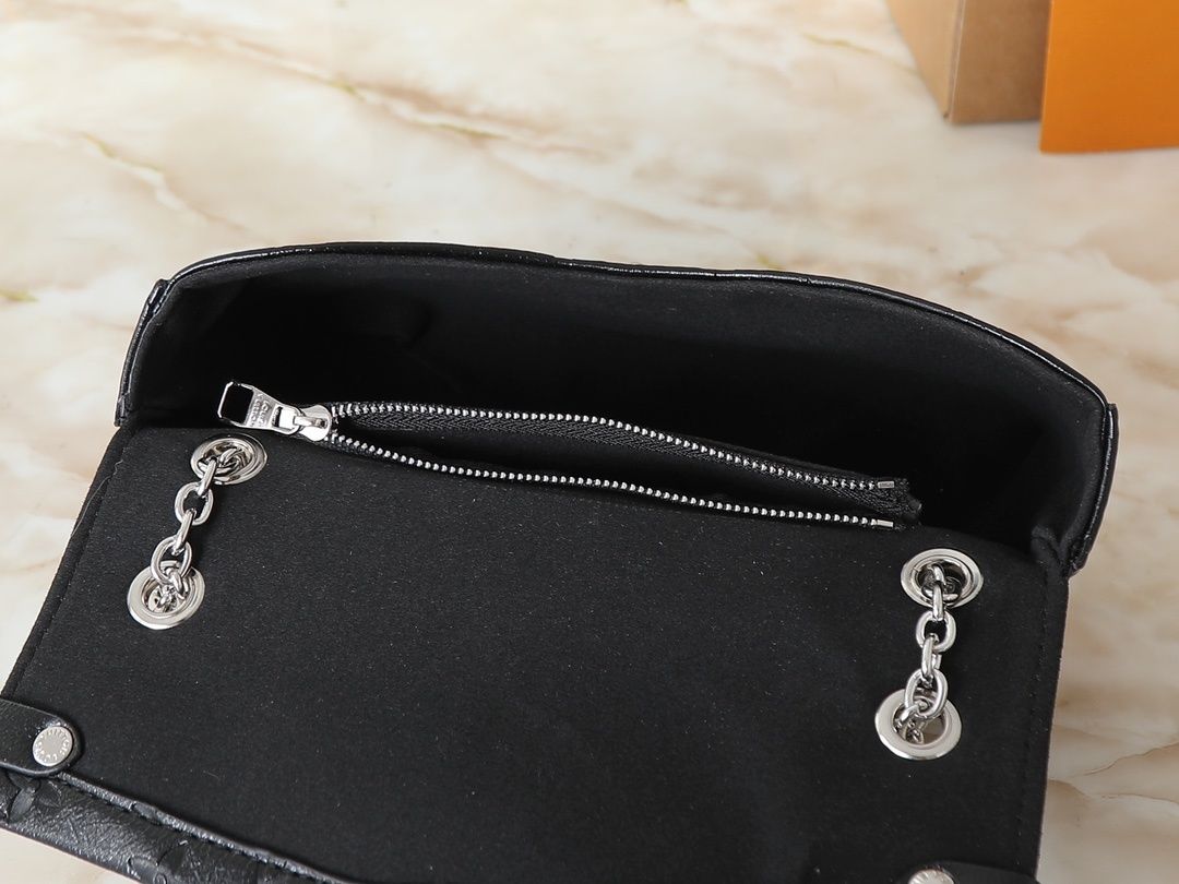 Luxury LV Handbag M14526-M28137 Luxury LV Handbag M14526-M28137