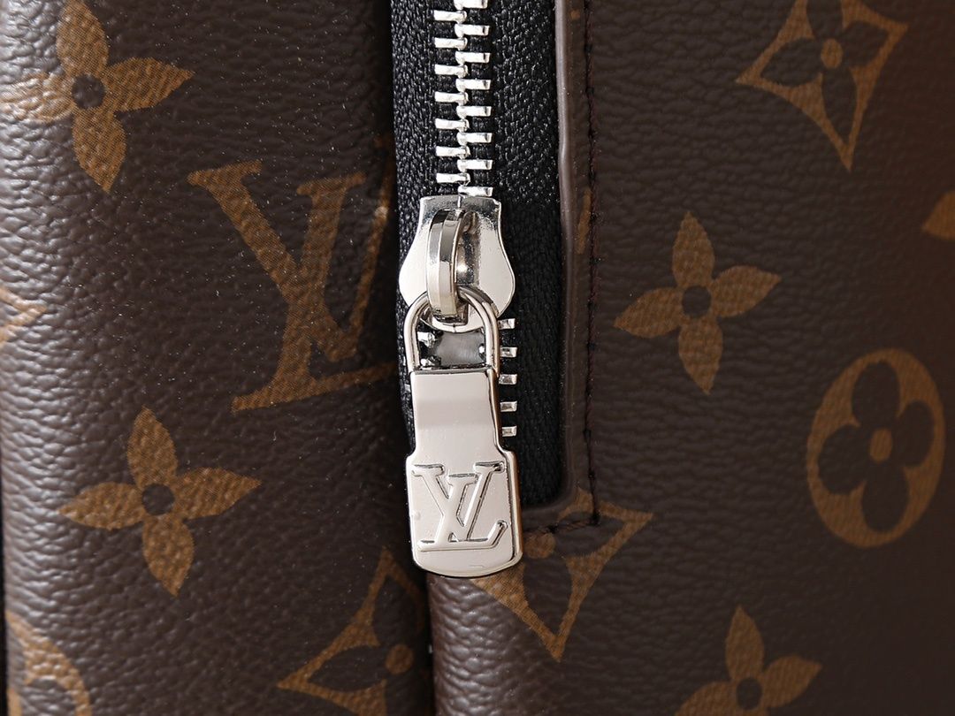 Luxury LV Handbag M26730 Luxury LV Handbag M26730