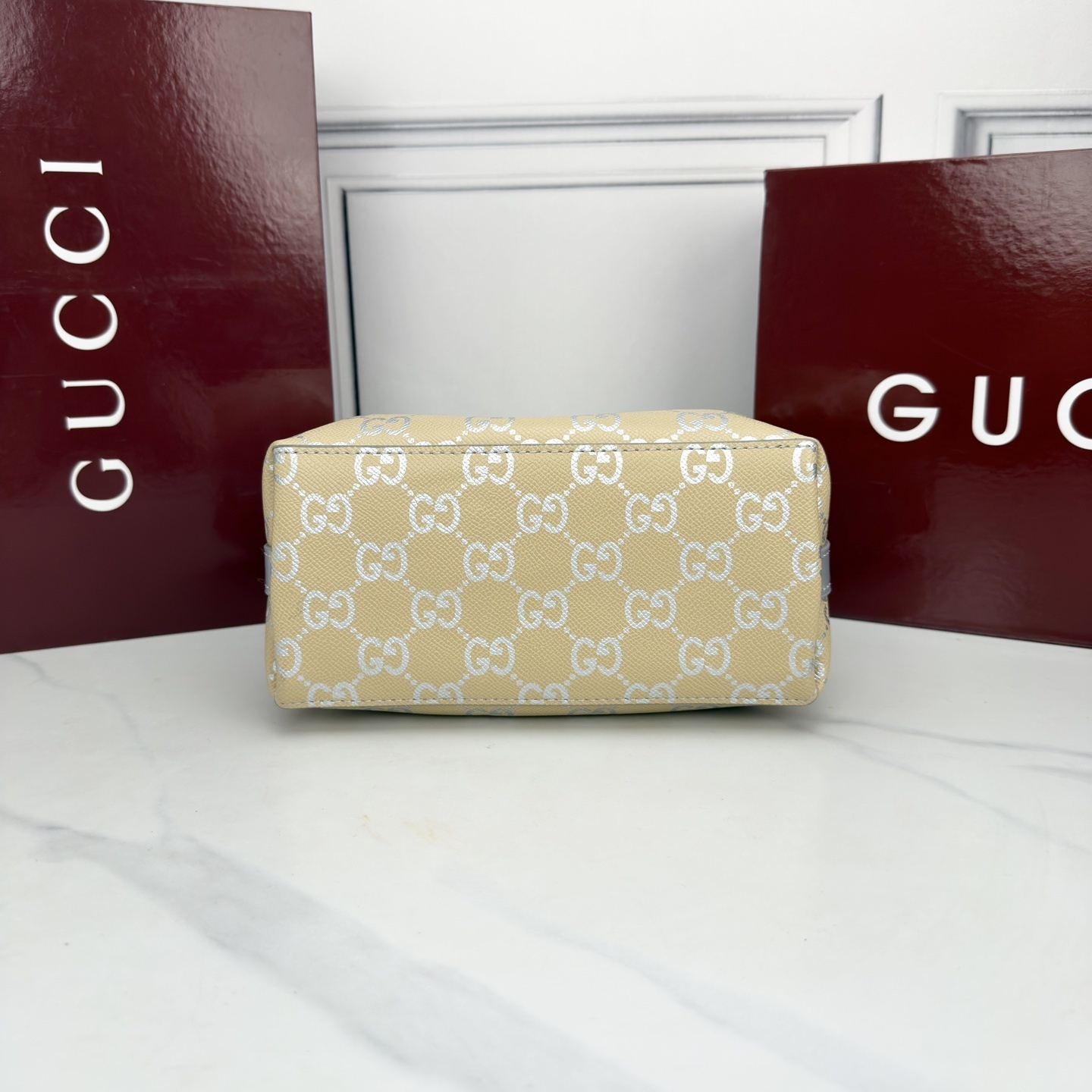 Luxury Gucci Handbag 815118 Luxury Gucci Handbag 815118