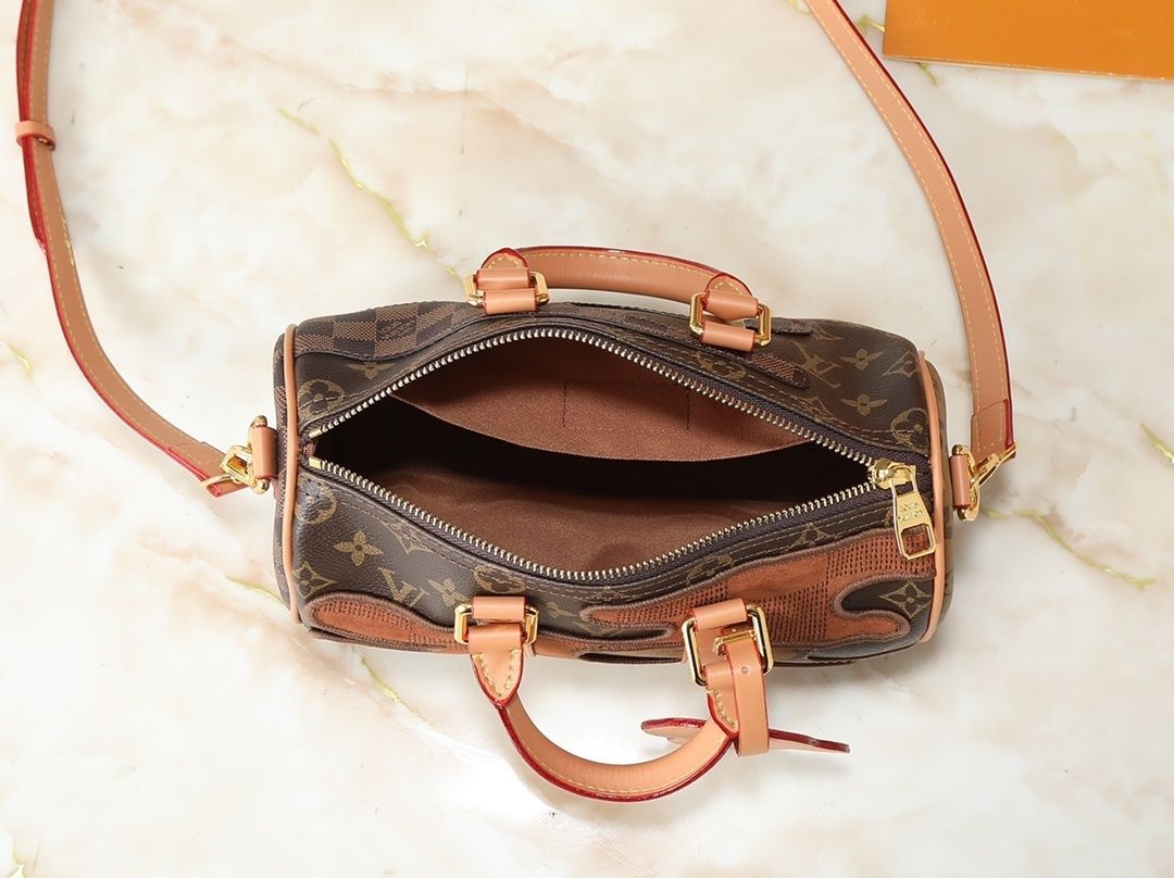 Luxury LV Handbag M20900-M15428 Luxury LV Handbag M20900-M15428