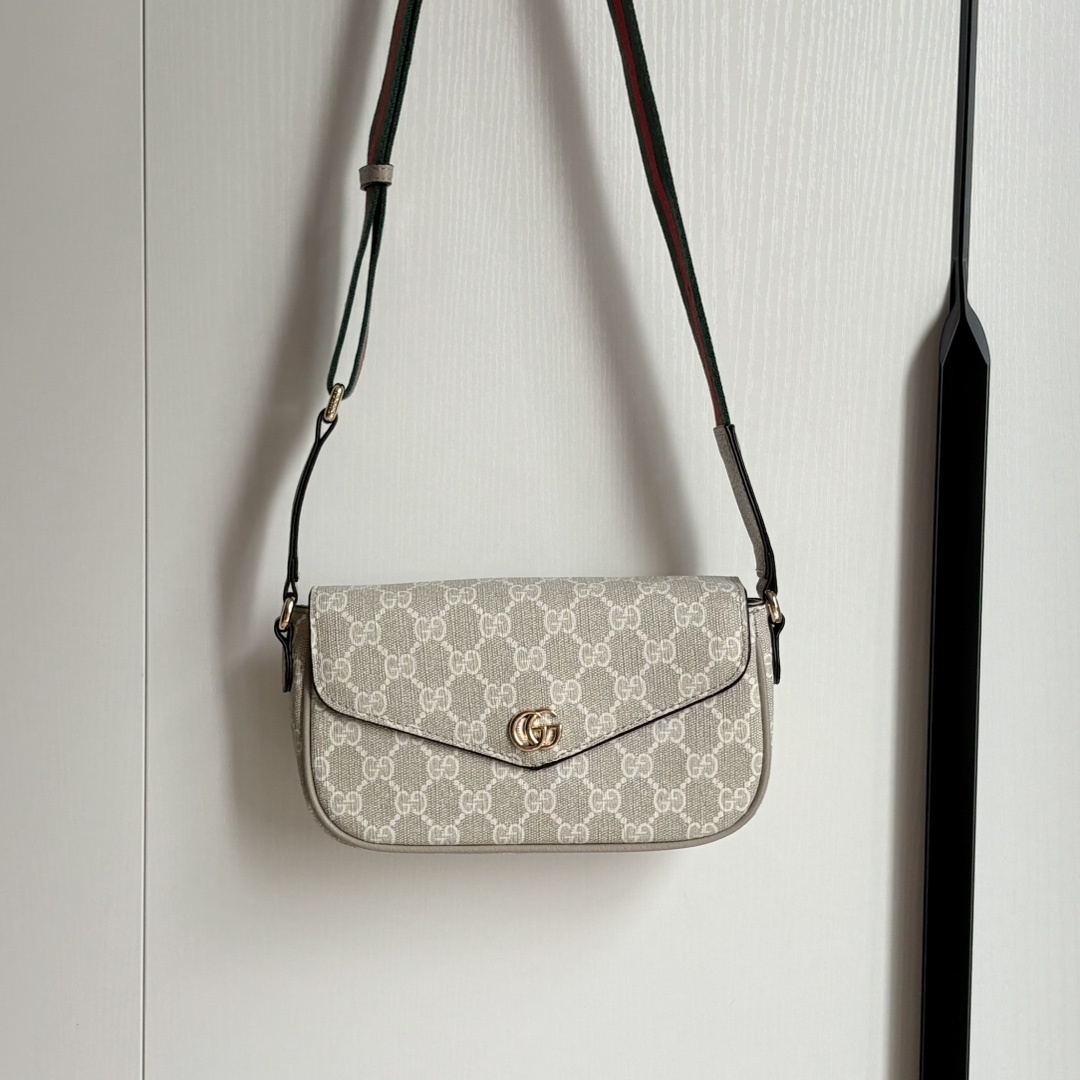 Luxury Gucci Handbag 764961 Luxury Gucci Handbag 764961