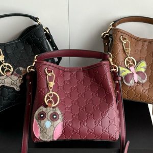 Luxury Gucci Handbag 815118