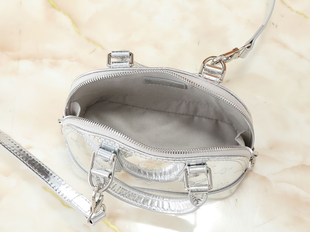 Luxury LV Handbag M26335-M82717 Luxury LV Handbag M26335-M82717