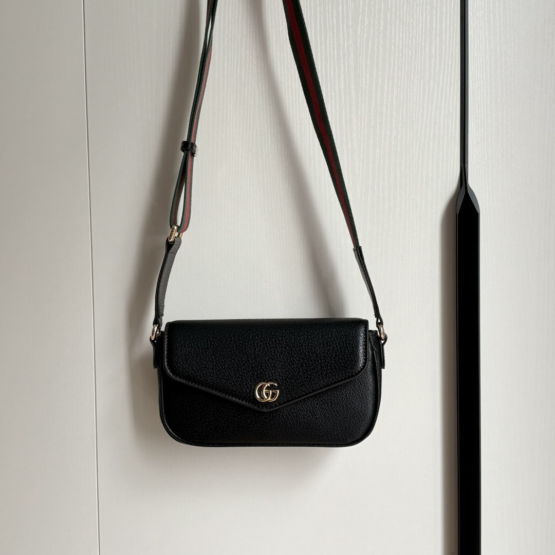 Luxury Gucci Handbag 764961 Luxury Gucci Handbag 764961