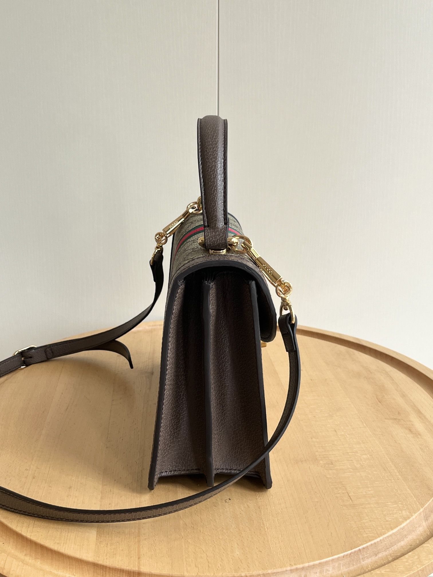 Luxury Gucci Handbag 651055.1 Luxury Gucci Handbag 651055.1