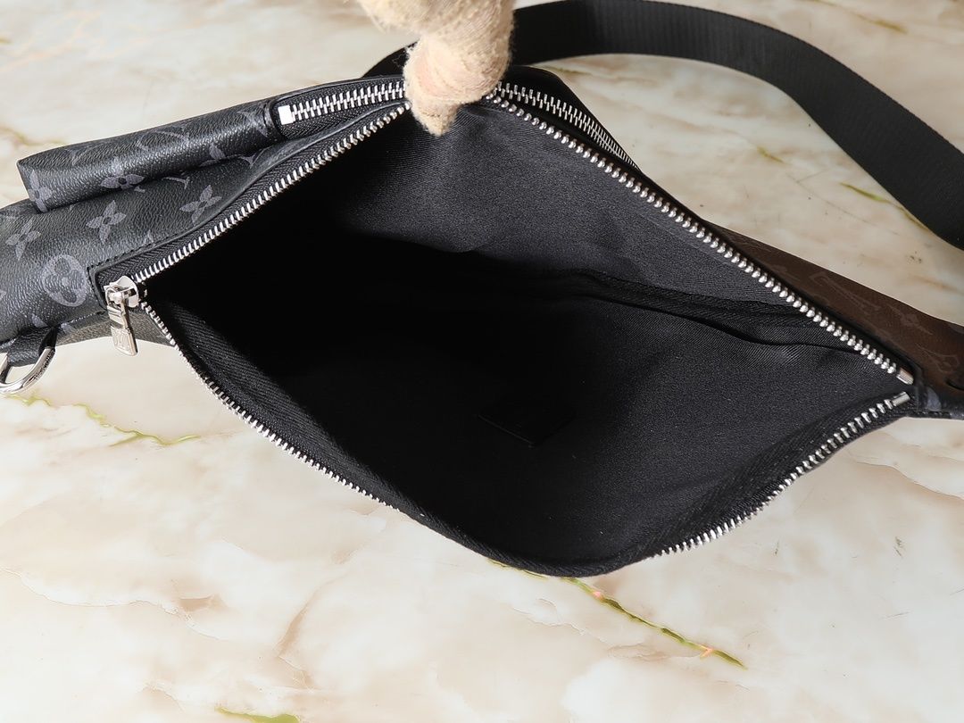 Luxury LV Handbag M26730 Luxury LV Handbag M26730