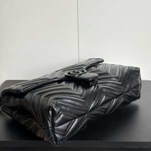 Luxury Gucci Handbag 850676