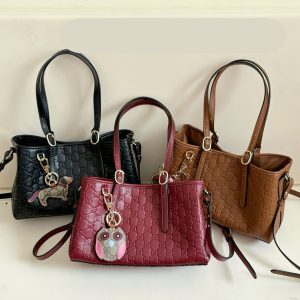 Luxury Gucci Handbag 815214