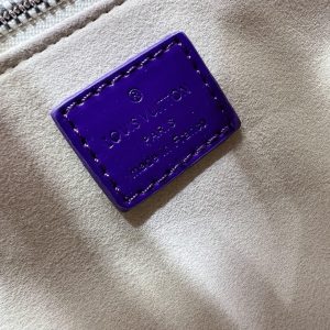 Luxury LV Handbag M13940 2 1aaf587e result