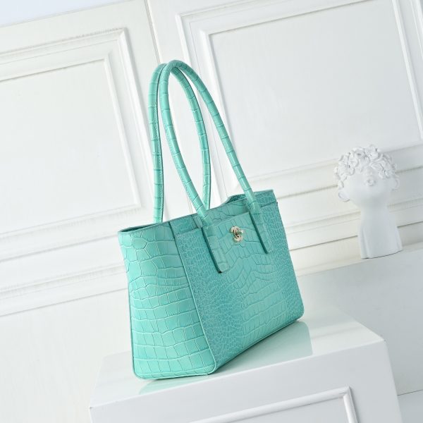 Luxury CN Handbag 7077 BC