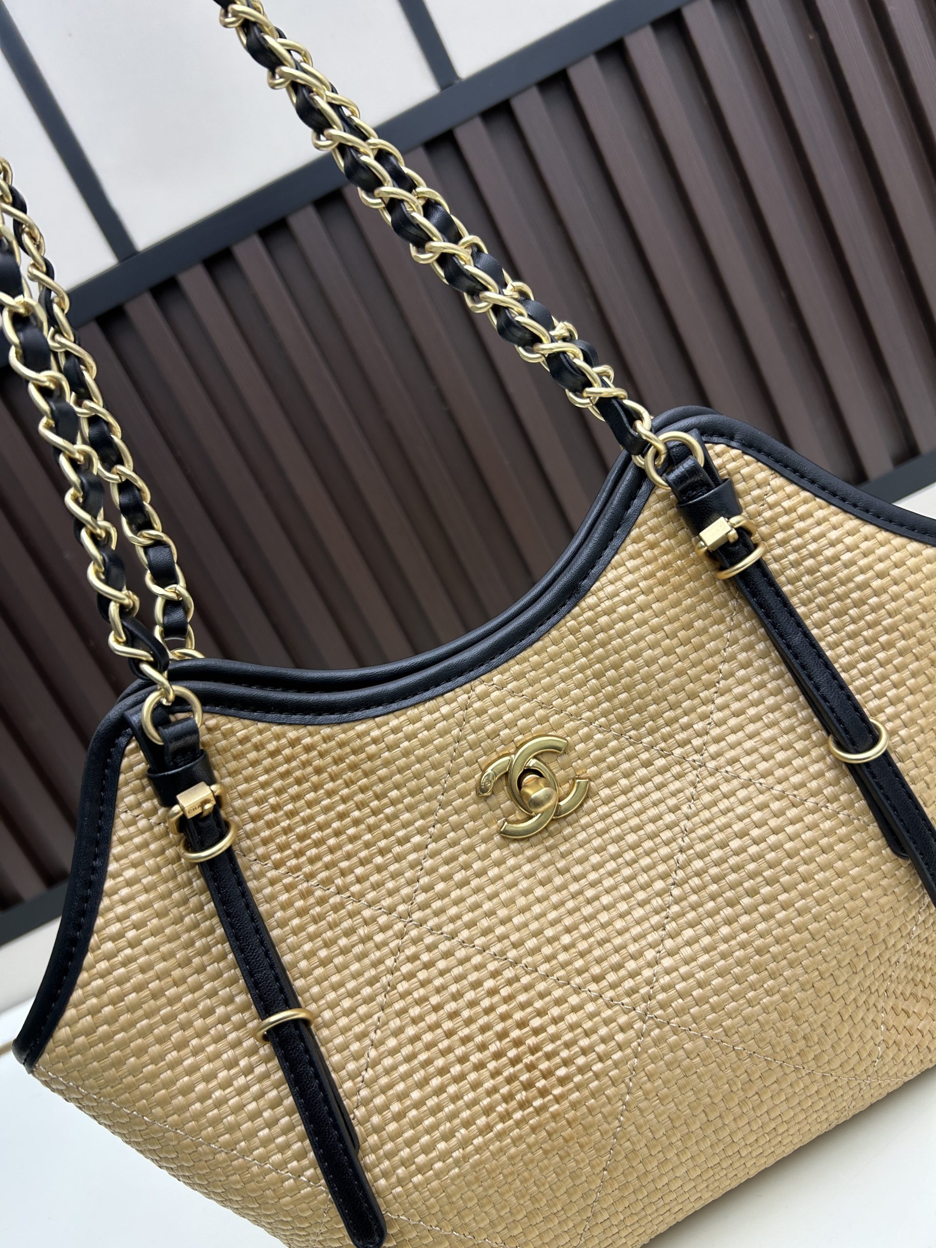 Luxury CN Handbag C2526-091 Luxury CN Handbag C2526-091
